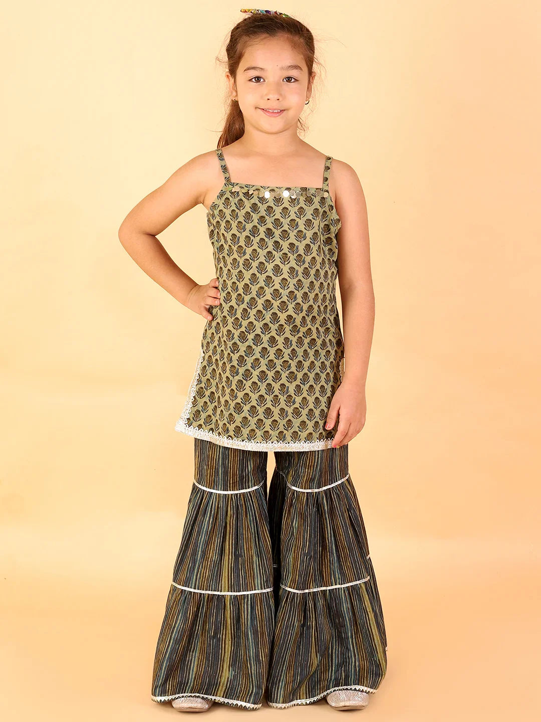 Girls Stylish Folklore Print Kurta With Sharara Set