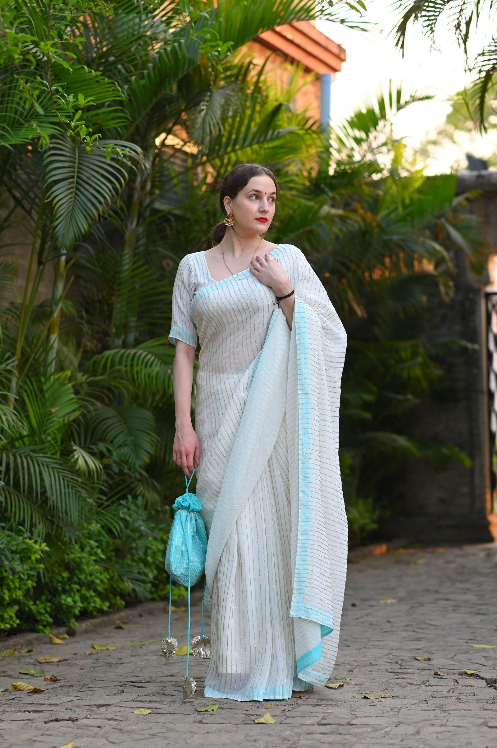 Badal Wala Safed Georgette Saree - Ensembles