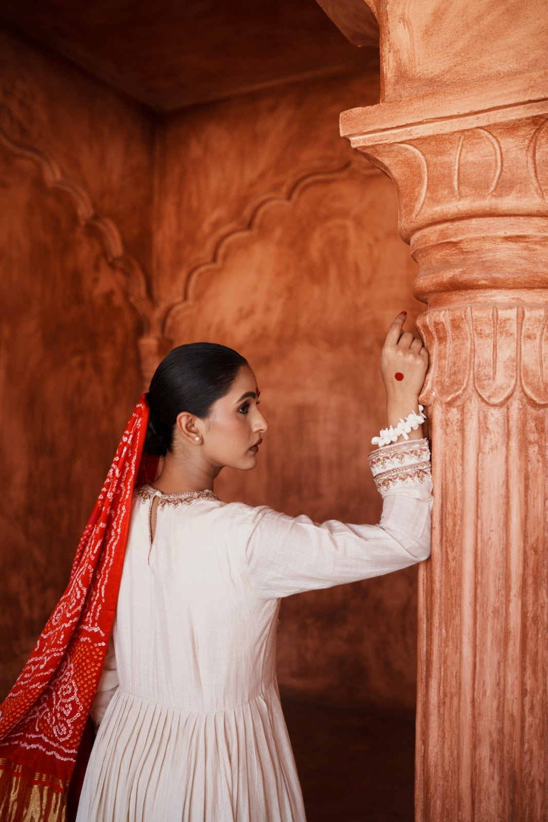 Kanika Pure Moga Silk Suit