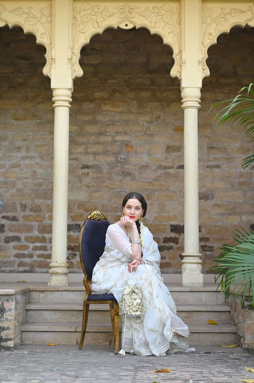 Kamal Wala Safed Georgette Saree - Ensembles
