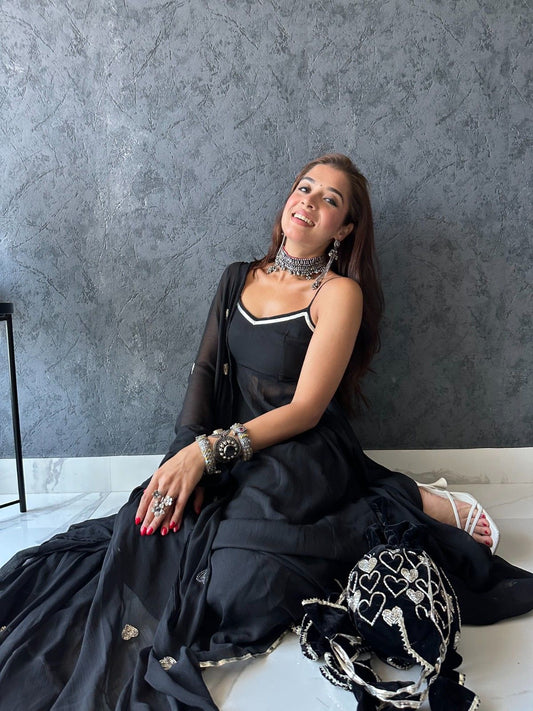 Silver Heart Black Suit Set - Ensembles